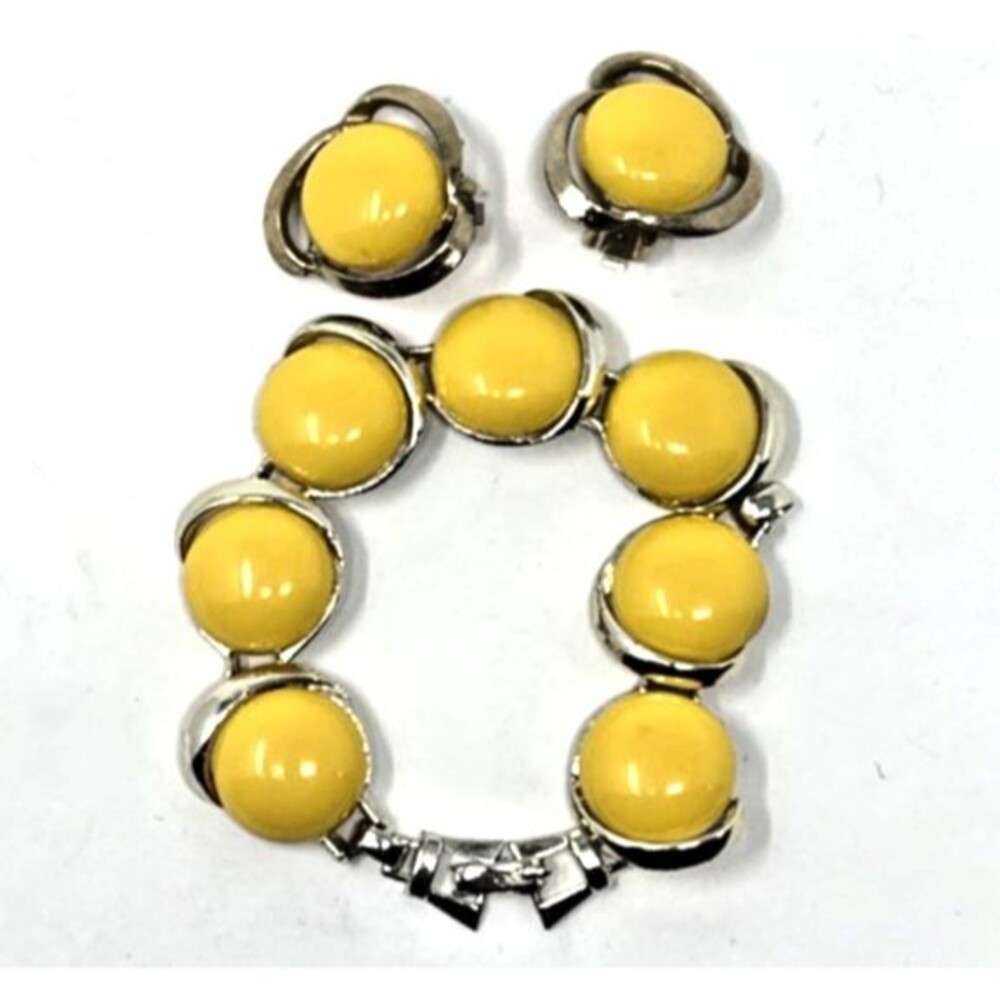 Vintage 50s MCM Goldtone Yellow Thermoset Panel Bracelet & Clip On Earrings